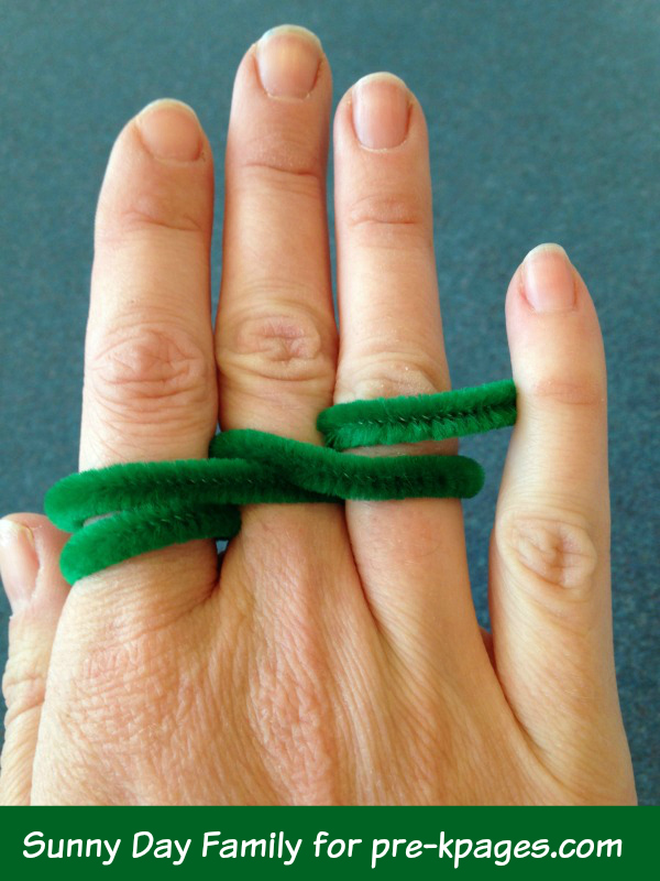 st patrick's day activity Making Pipe Cleaner Shamrocks in Preschool