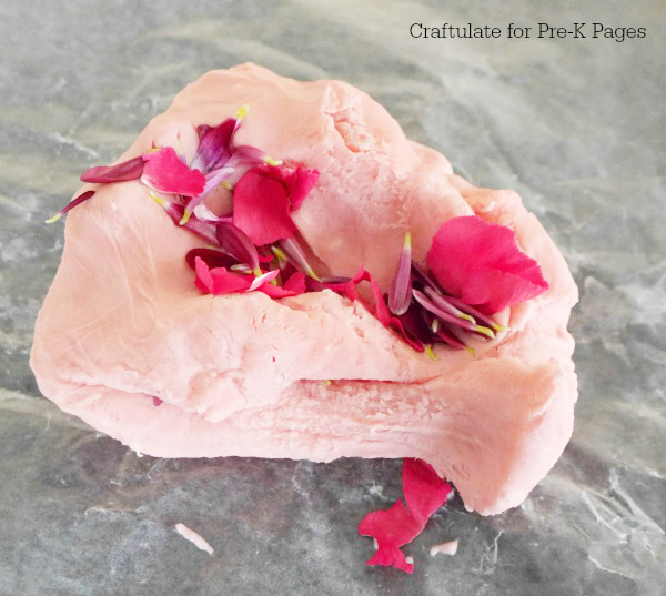 flower play dough