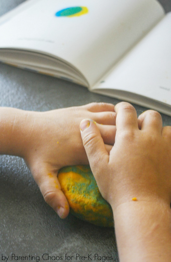 mixing play dough colors