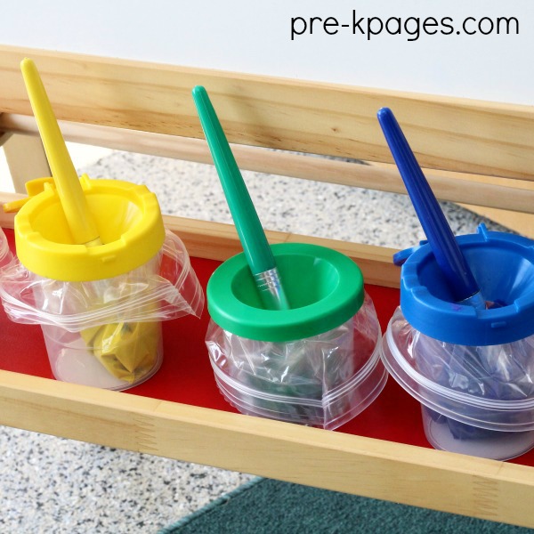 Art Center Paint Cups with Bags