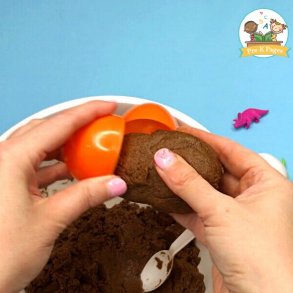 Making Dinosaur Eggs with Coffee Grounds