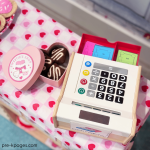 Valentine-Bakery-Dramatic-Play-Money-wm